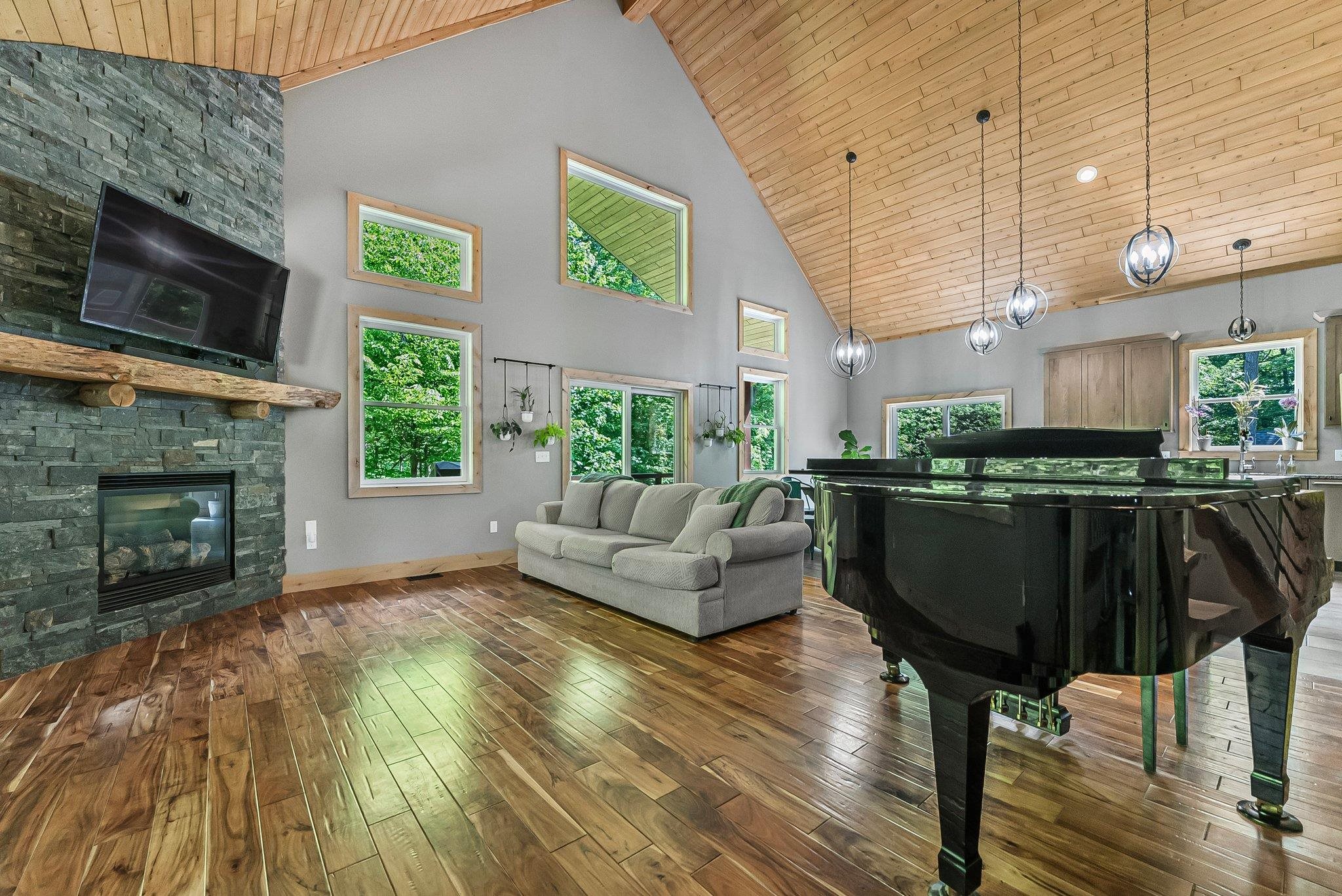 9725 Green Briar Road