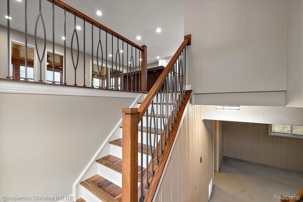 42610 Beechwood Drive