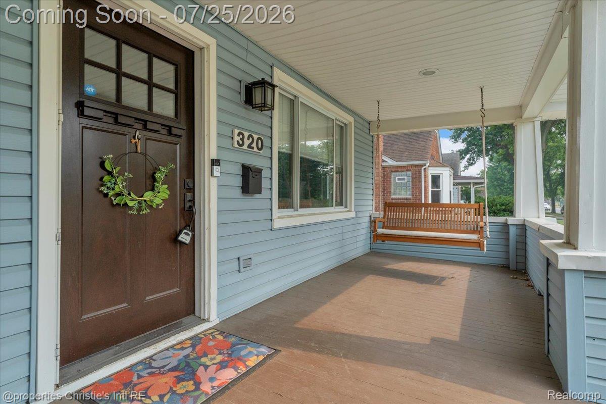 320 Laprairie Street