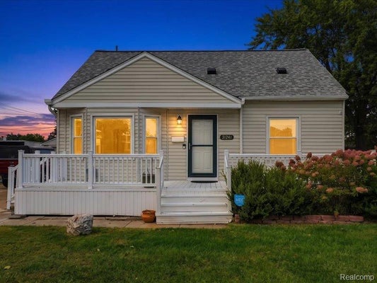 31244 KRAUTER ST, GARDEN CITY, MI 48135 - Image 04f7276b794b4eaf779a65c89b37ffbf/1547067149