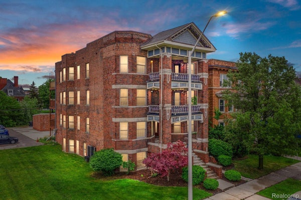 242 E PALMER ST APT 4, DETROIT, MI 48202 - Image 04fa4e409510dd1b554d1626cd0983b1/2529639115
