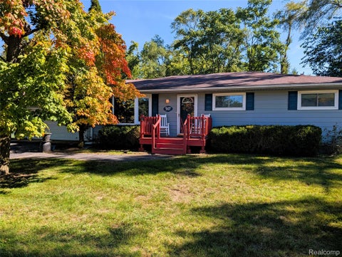Photo for 567 Pine Tree Road