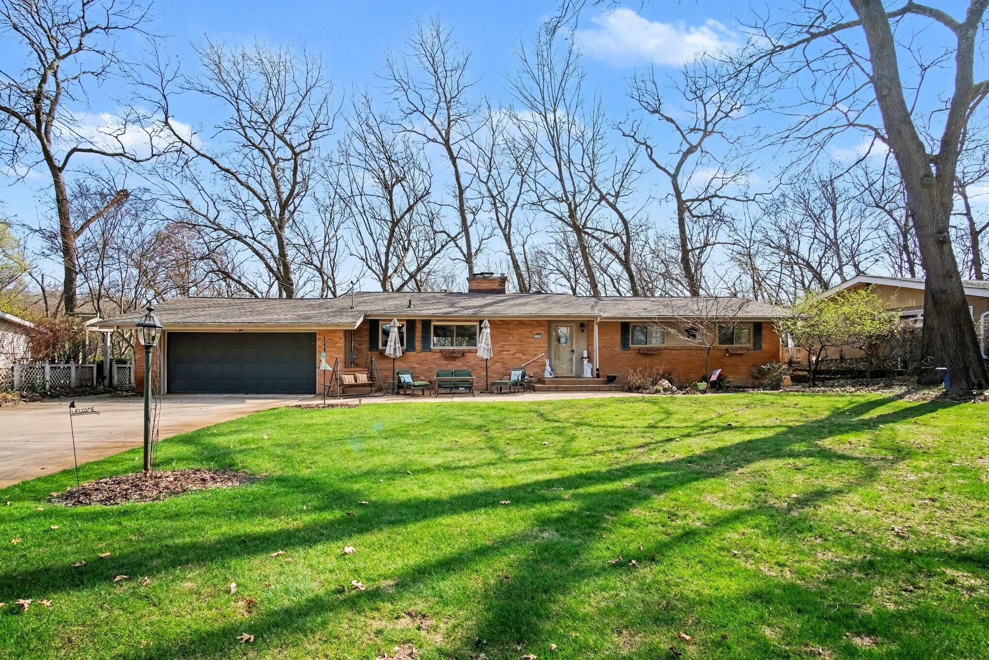 3115 Dorais Drive NE