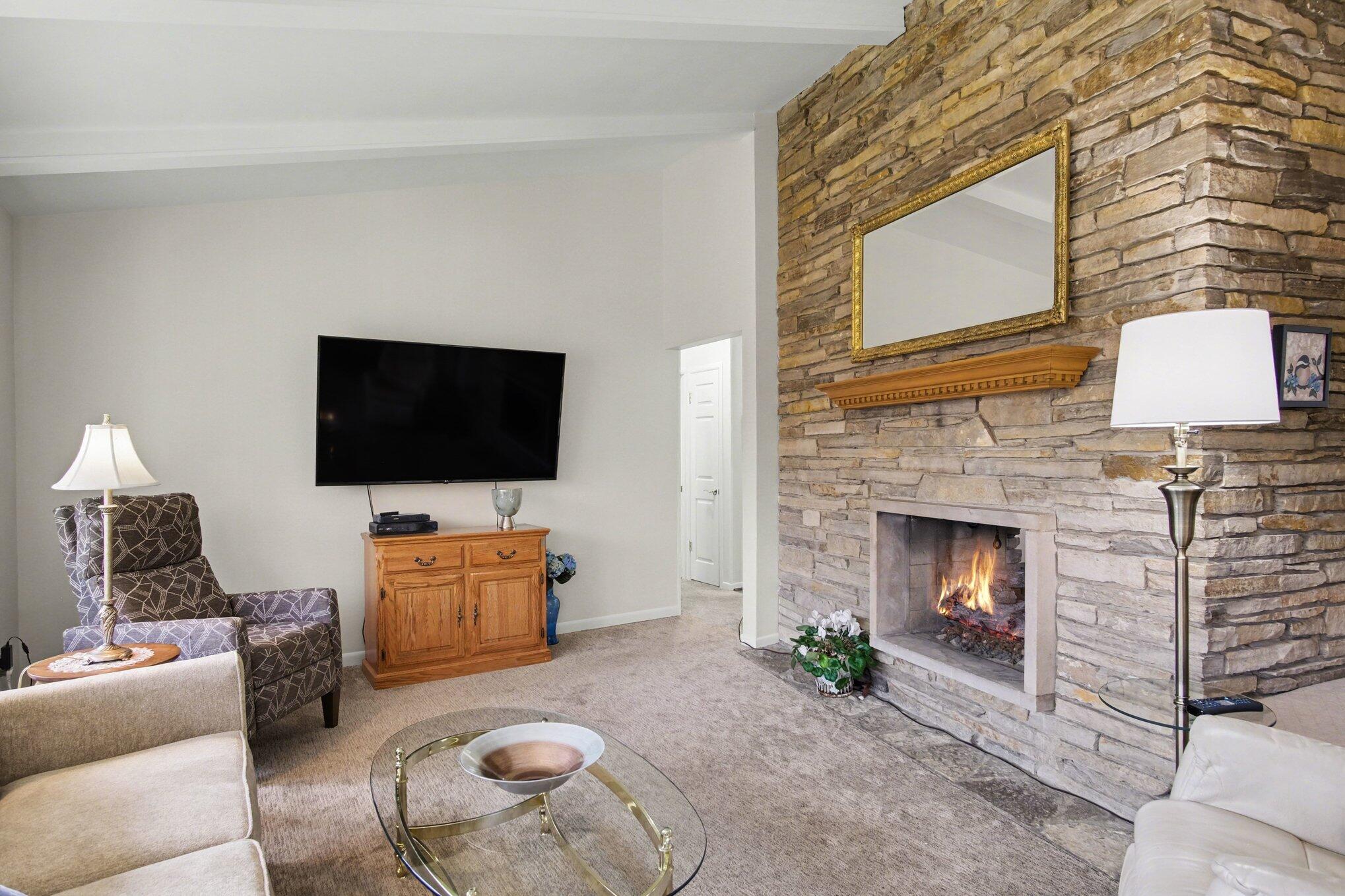 3115 Dorais Drive NE