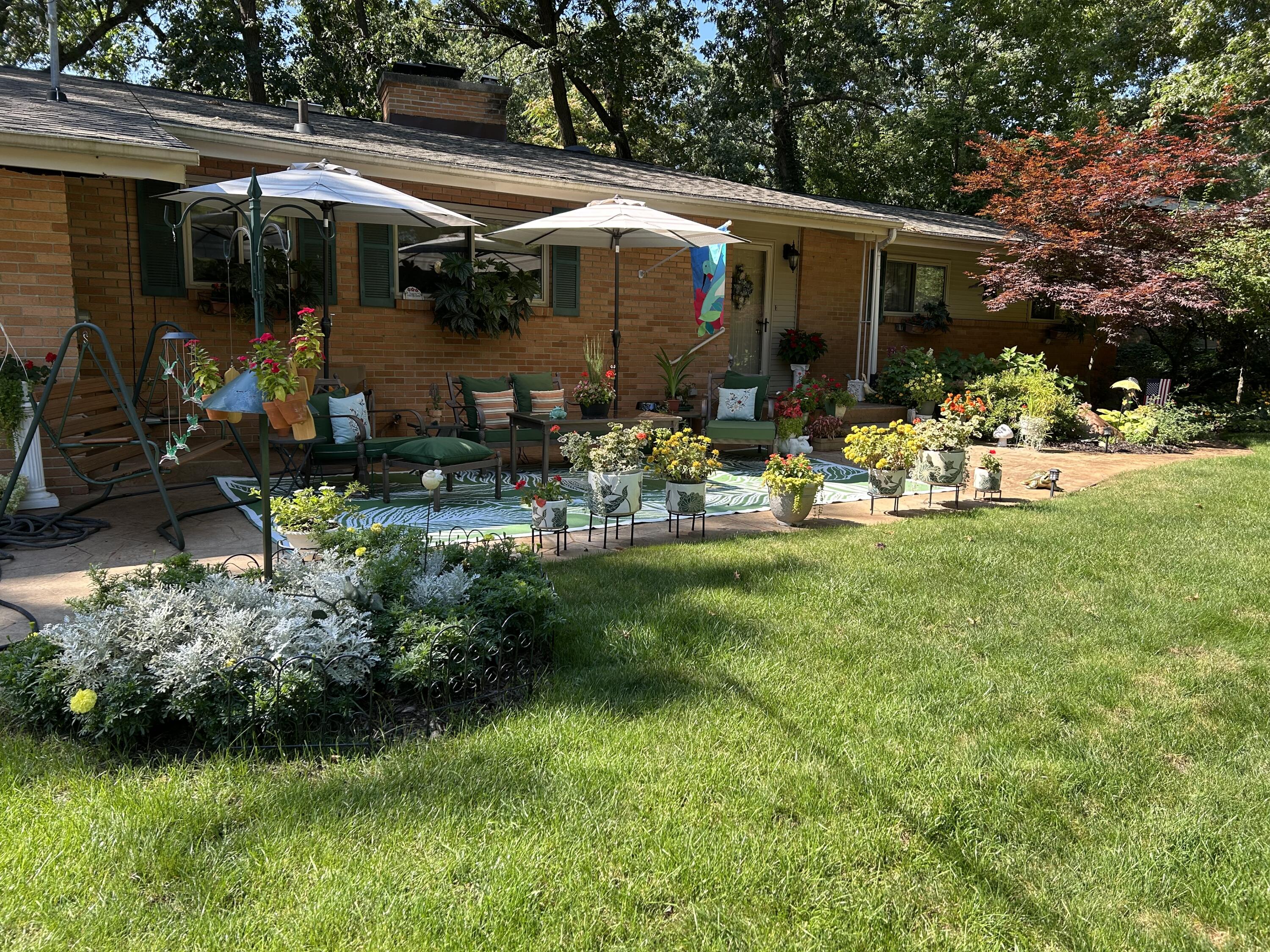 3115 Dorais Drive NE