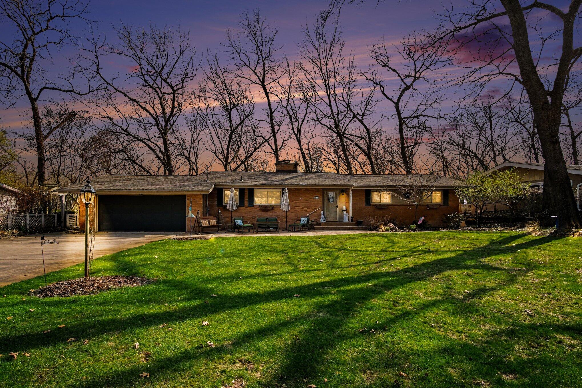 3115 Dorais Drive NE