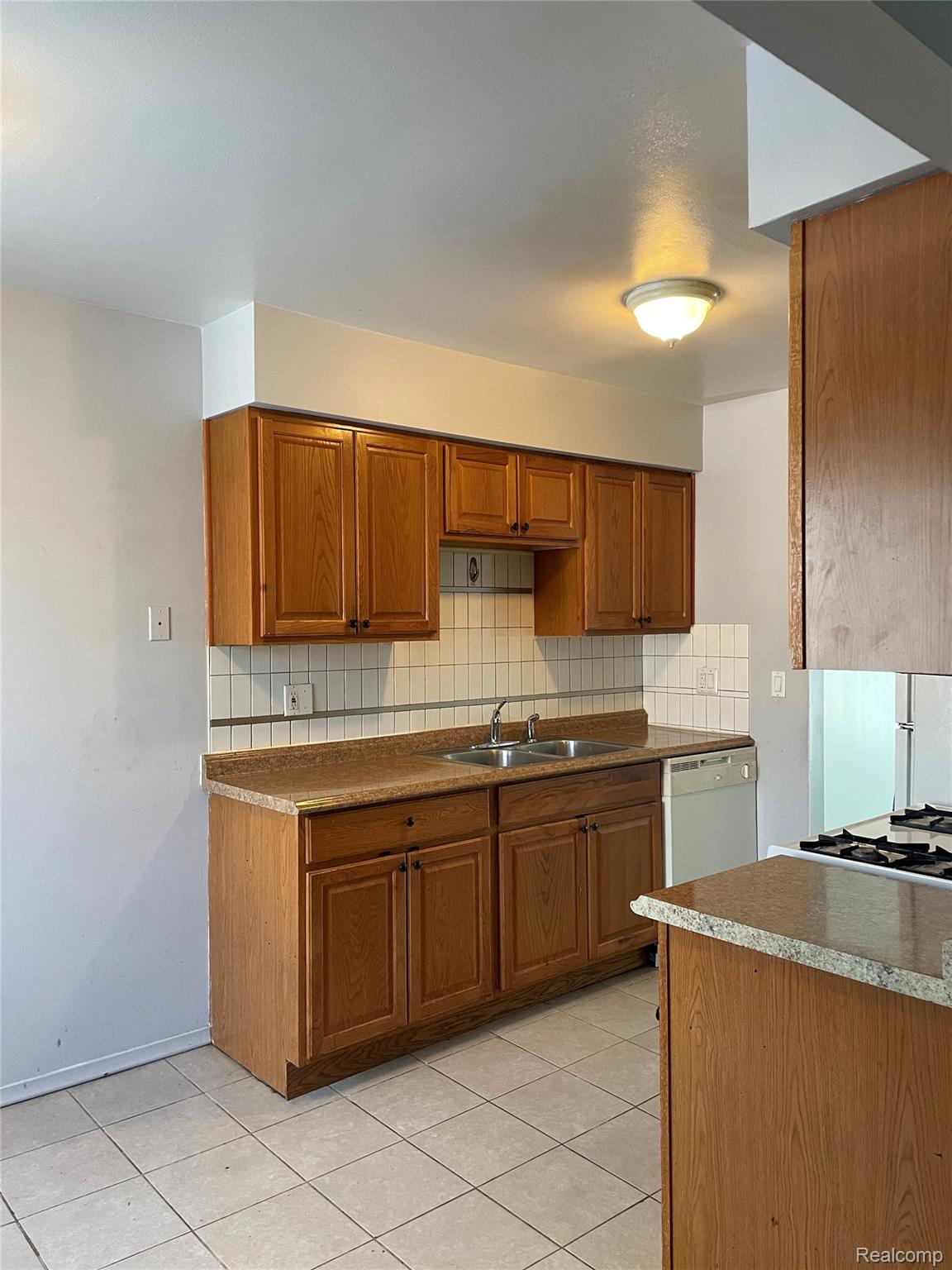 13958 Champagne Drive