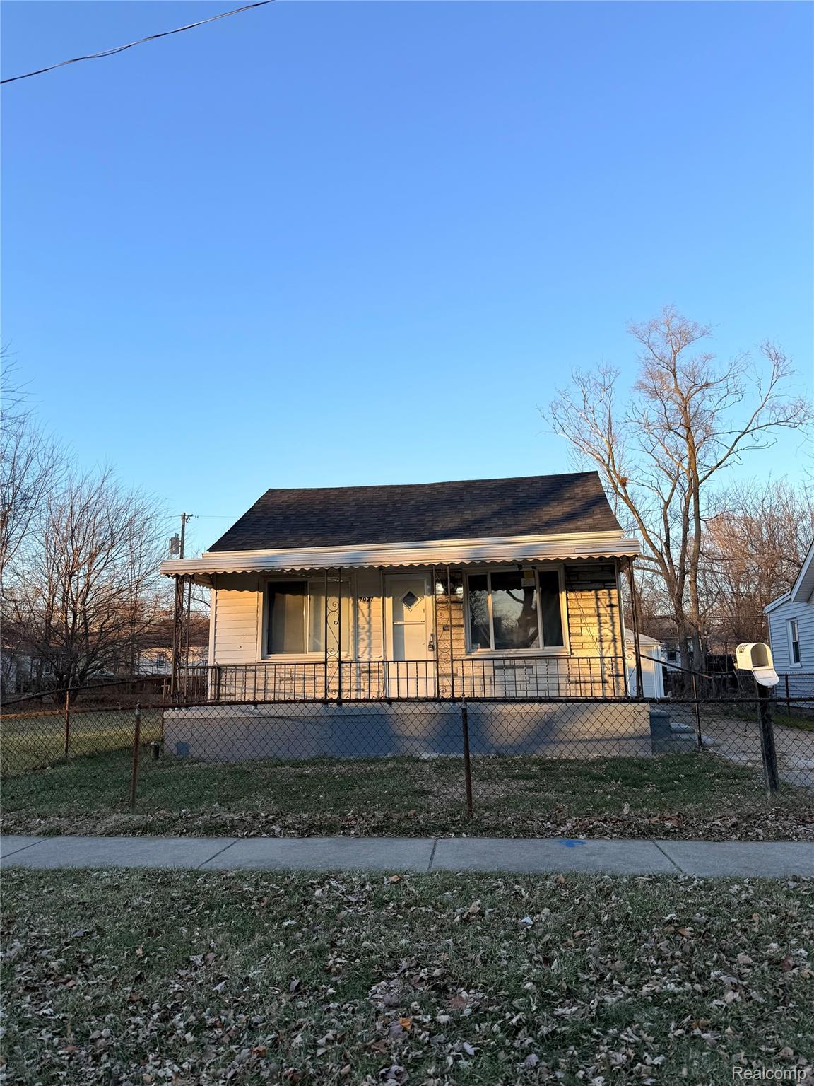 7027 Chalmers Avenue