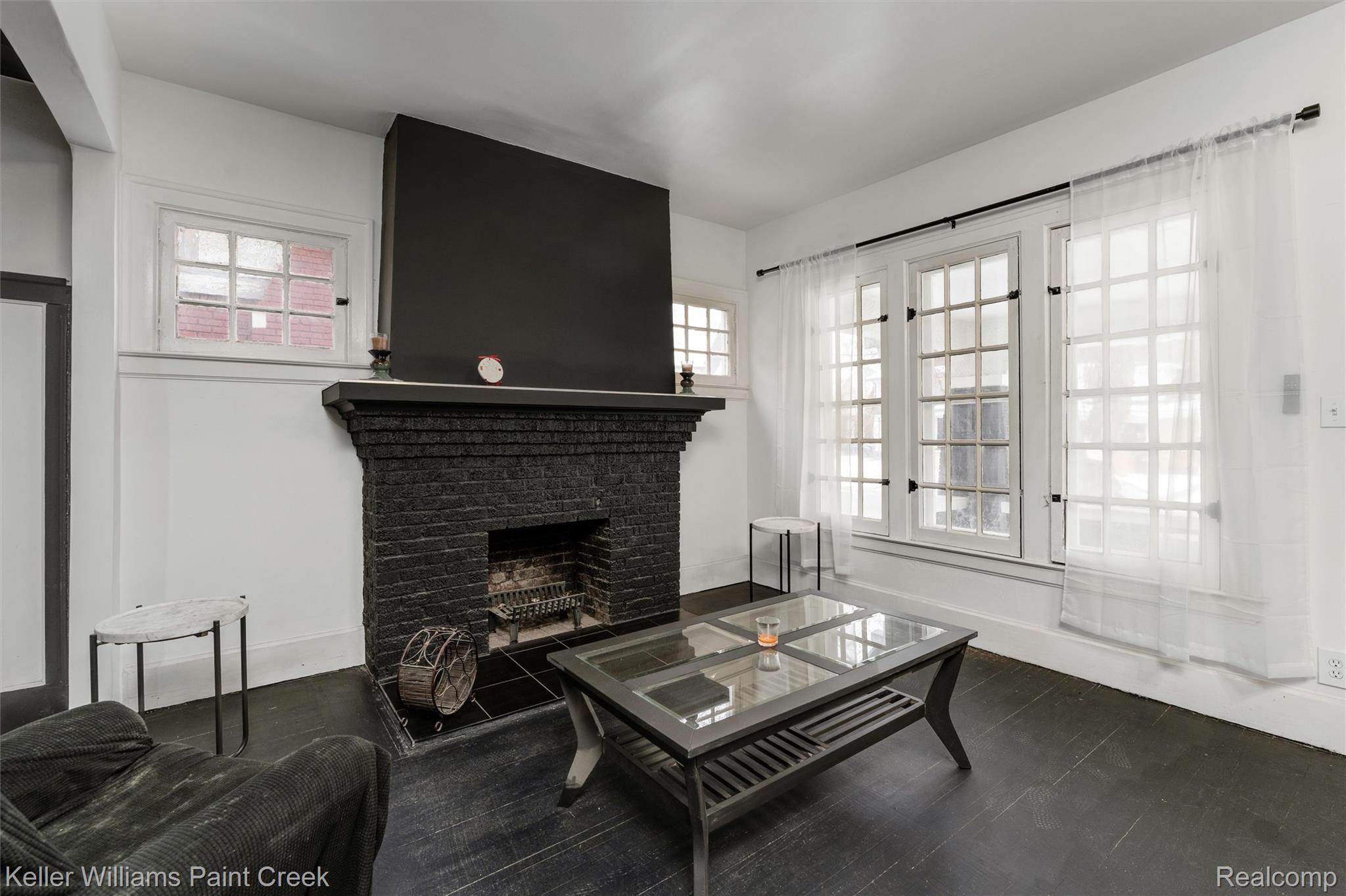 13335 Strathmoor Street