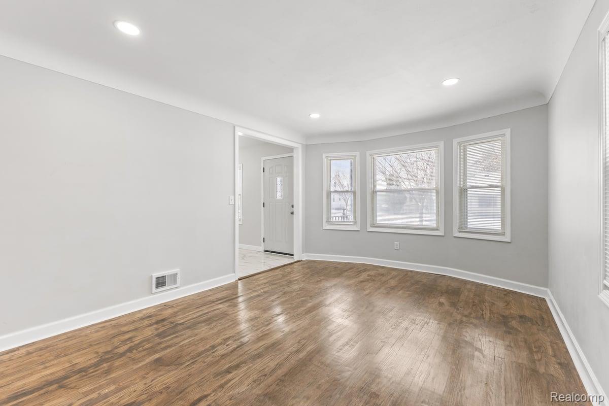 19320 Grandville Avenue