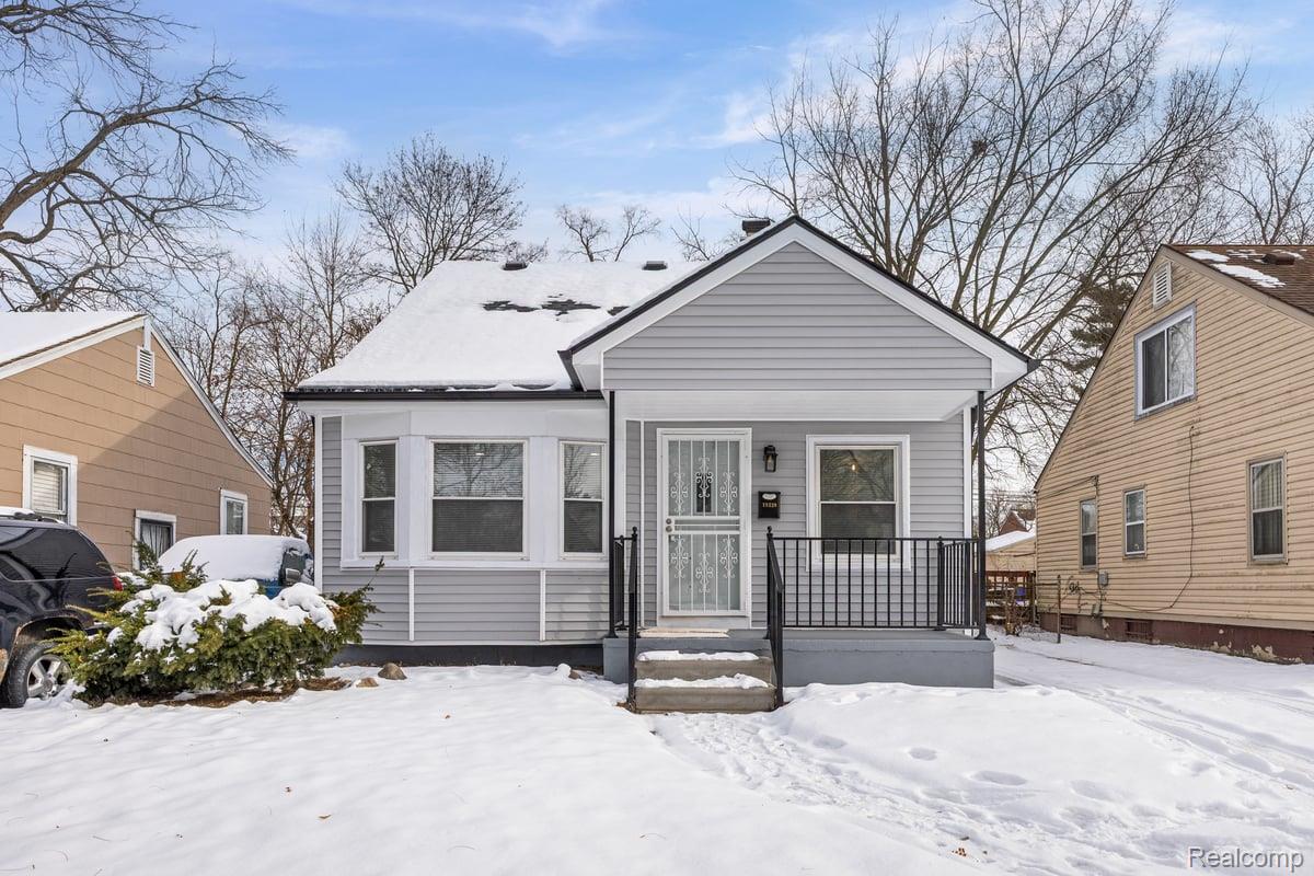 19320 Grandville Avenue