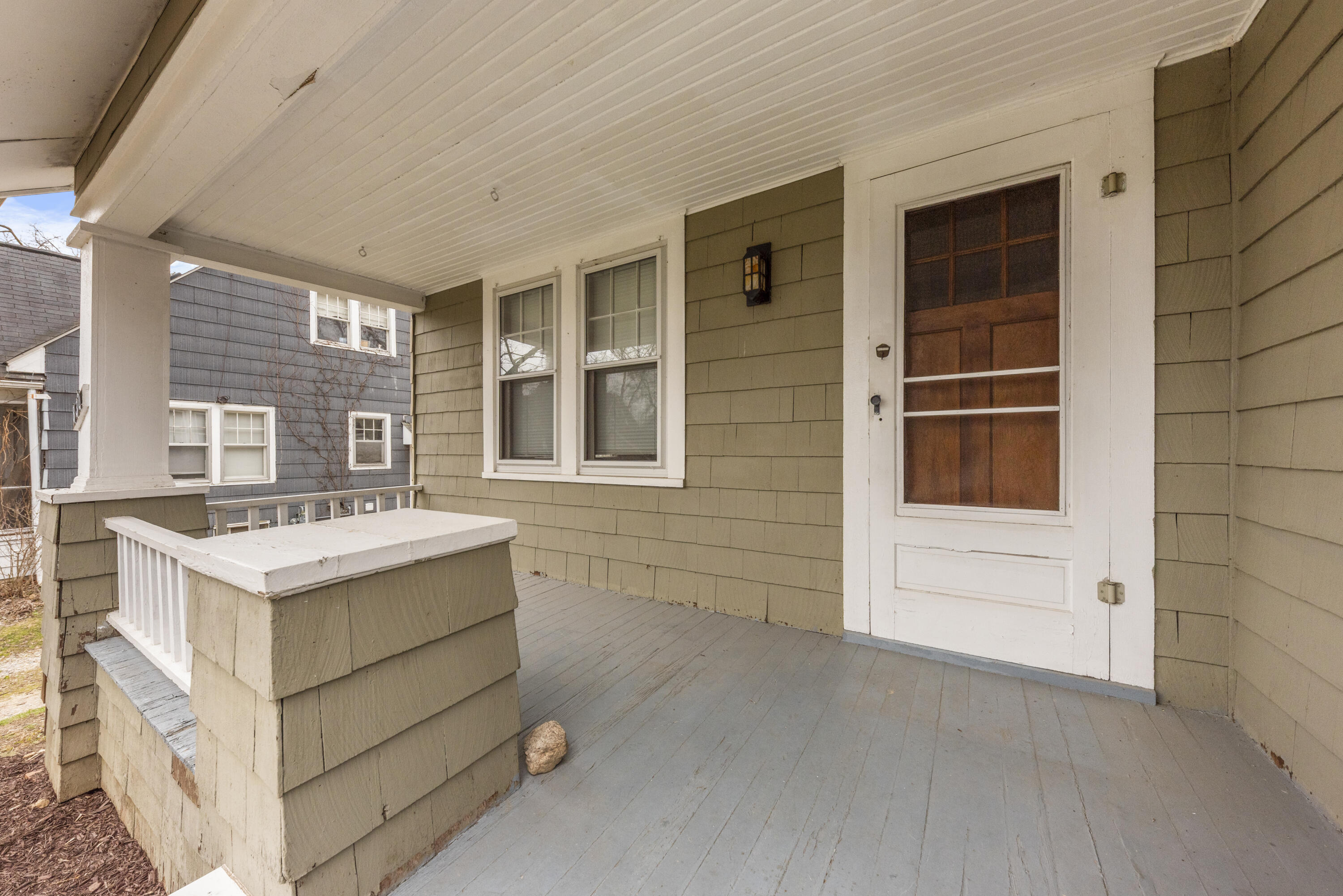 832 S Main Street
