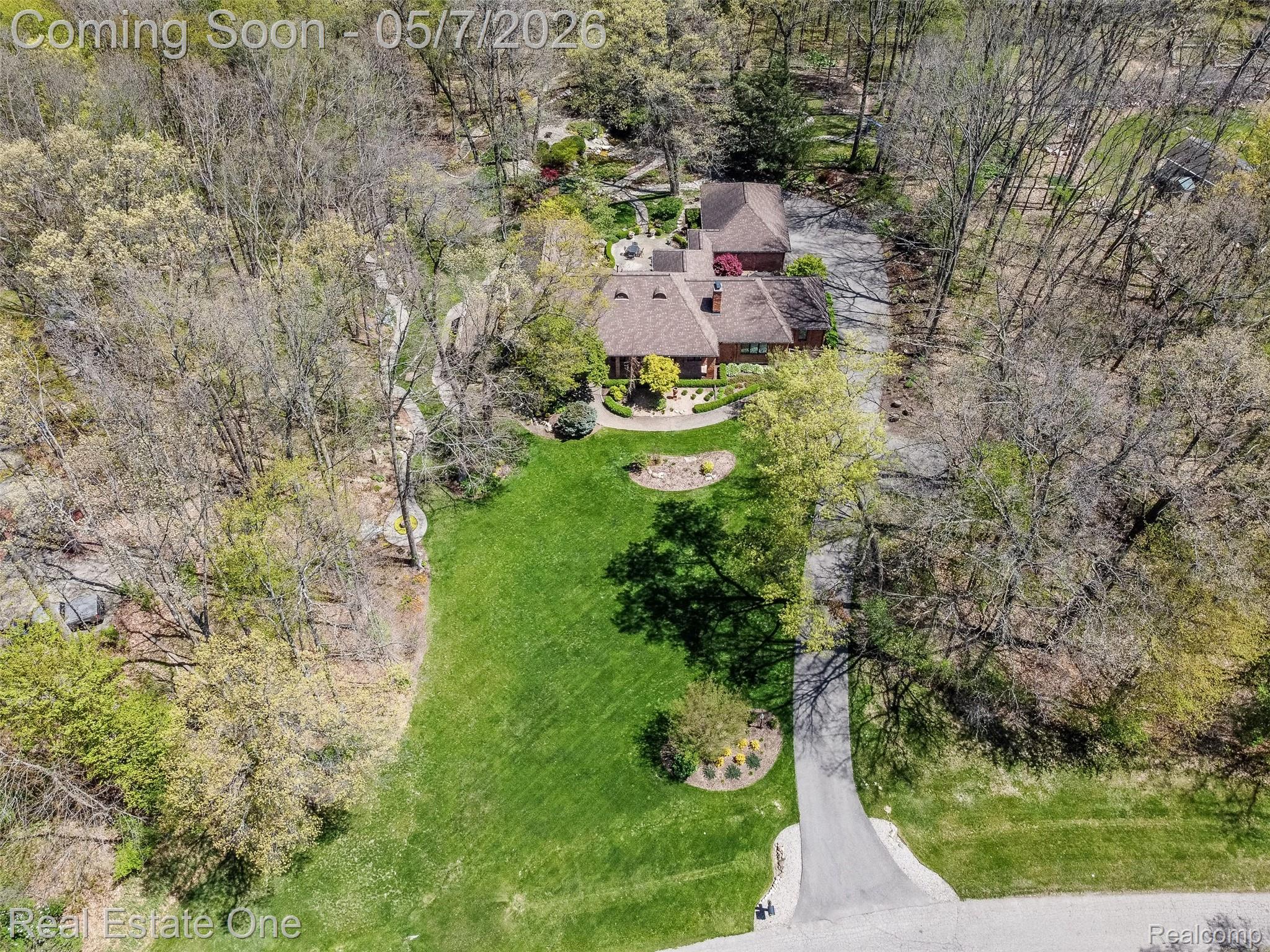 785 Old Milford Farms