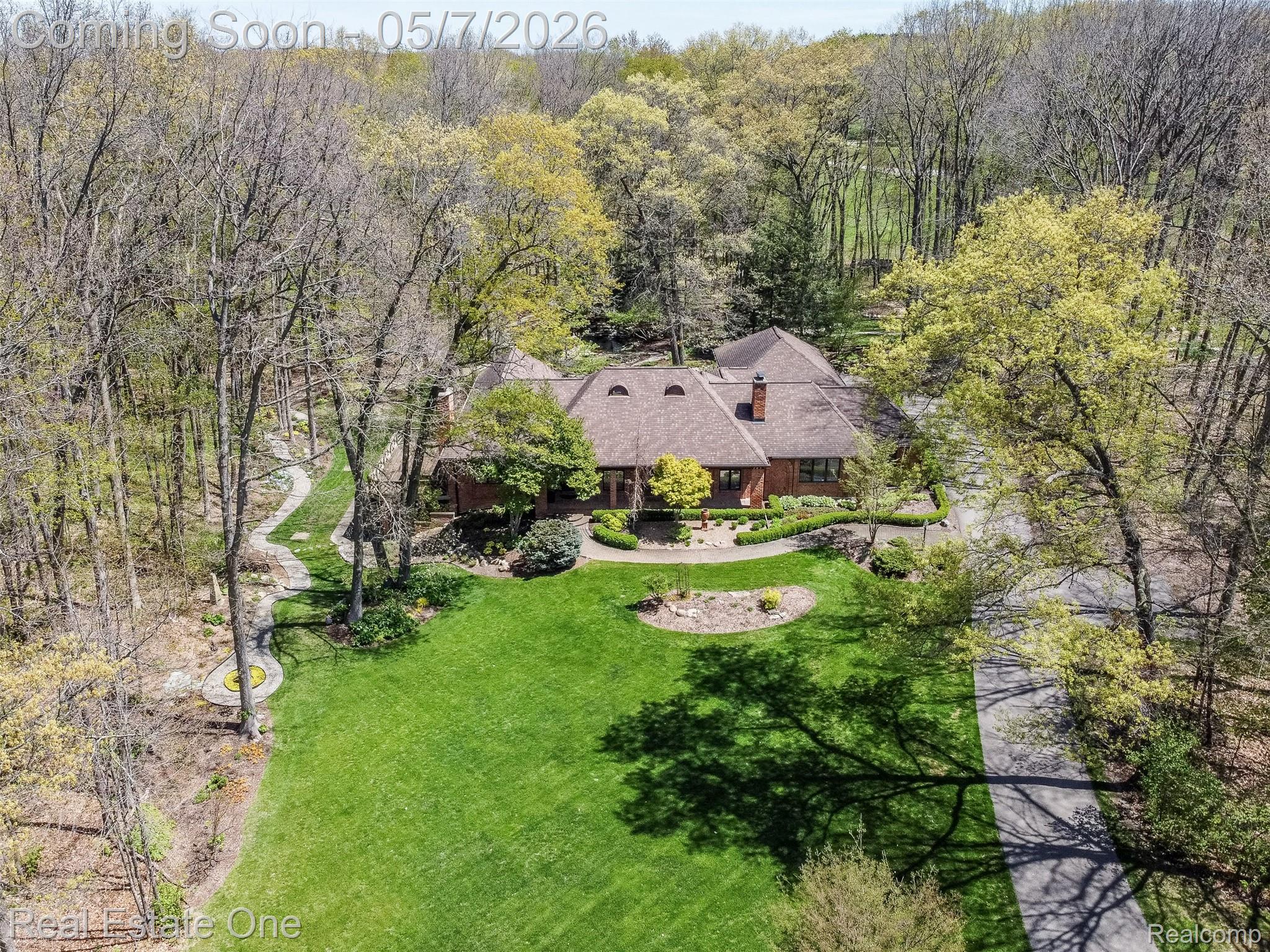 785 Old Milford Farms