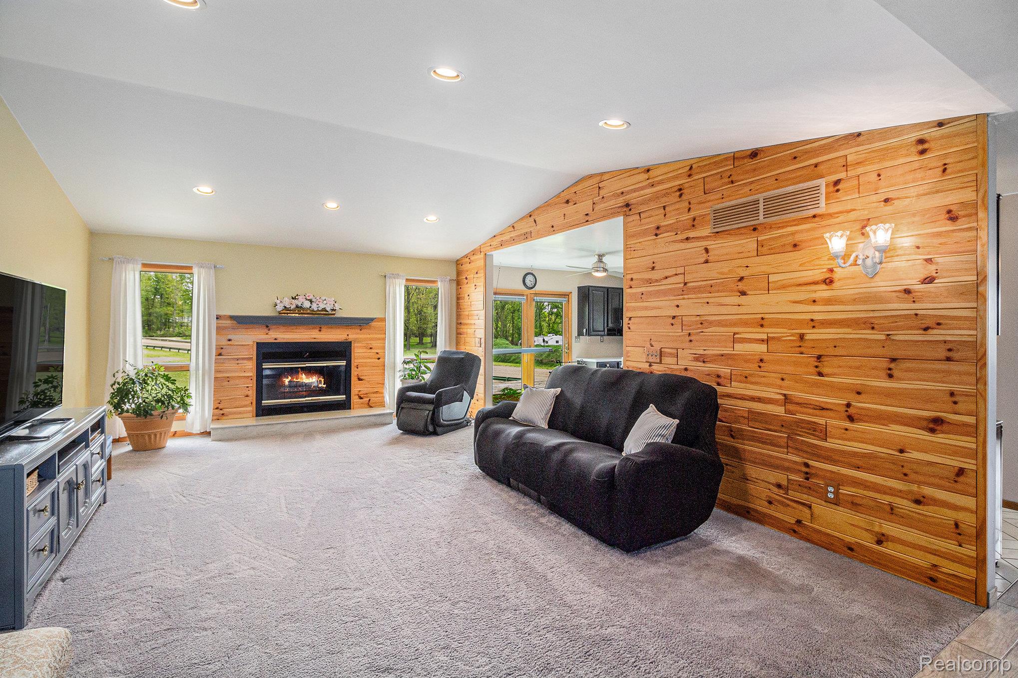 7031 Munsell Road