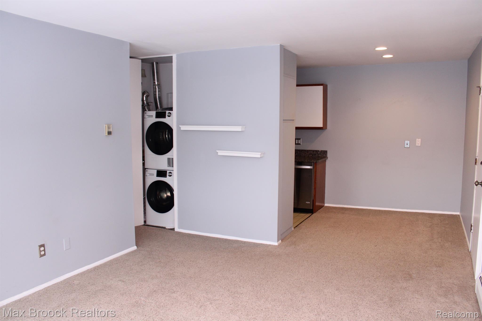 150 Bird Avenue 25