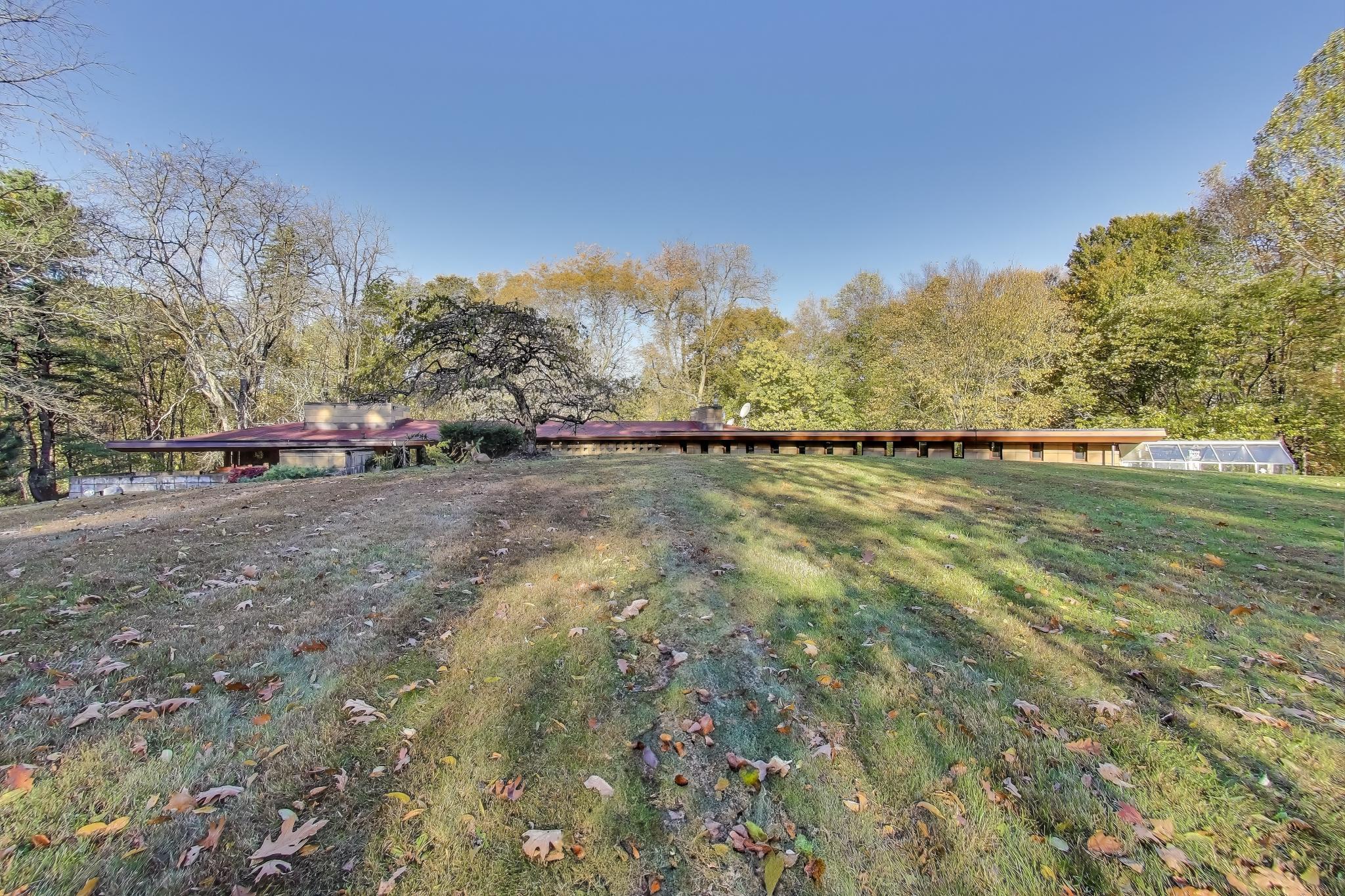 11185 Hawthorne Drive