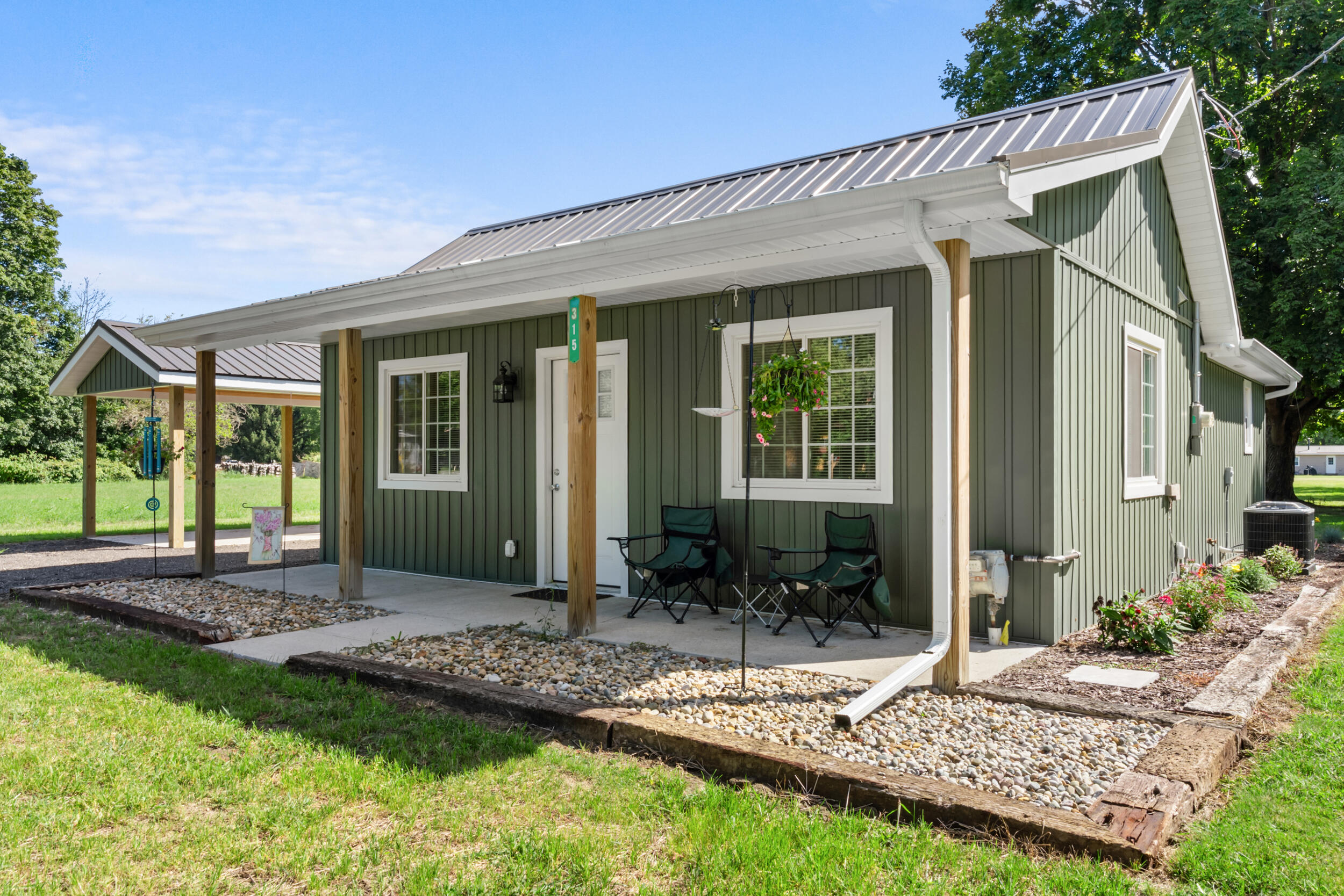 315 S Jackson Street 315