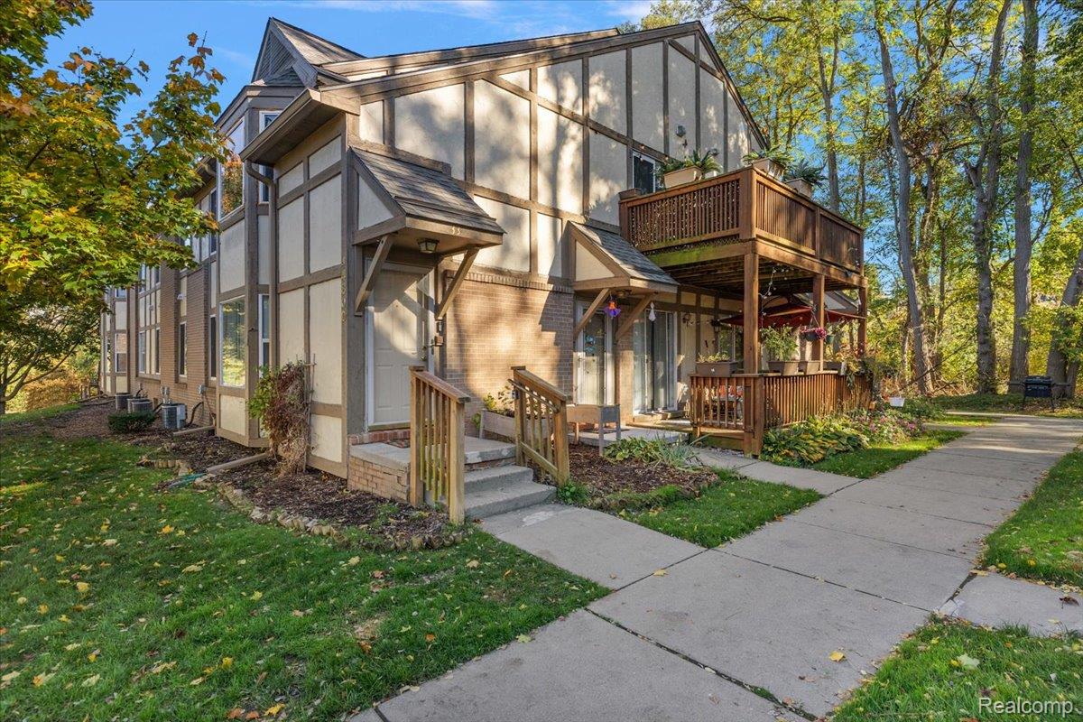 44800 Bayview Drive 33