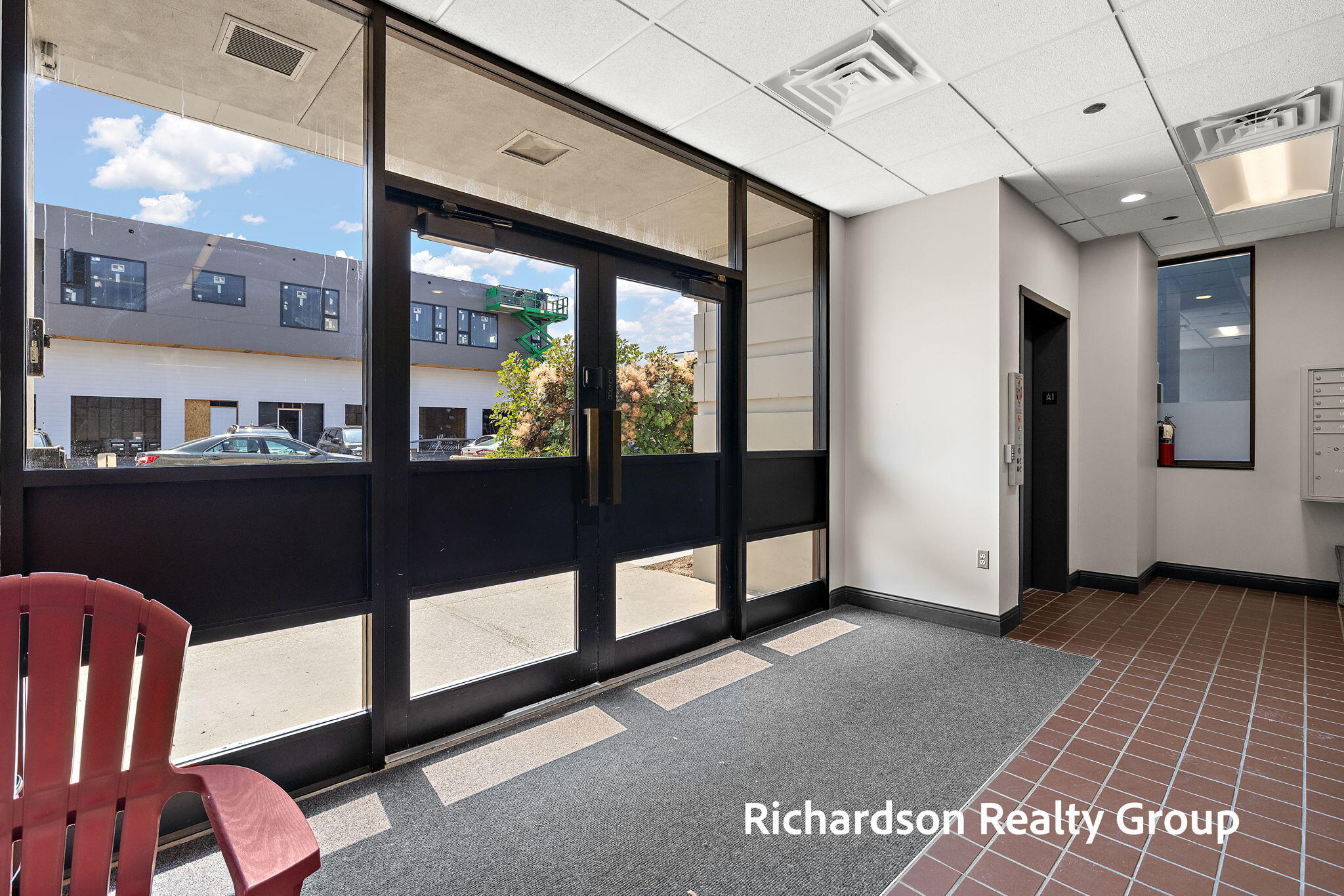 300 Washington Avenue 8