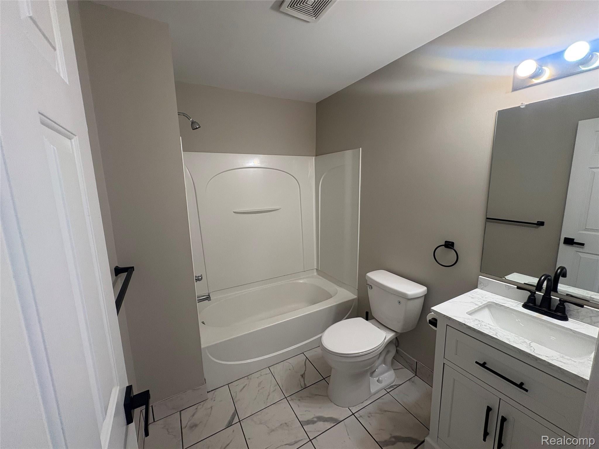 1123 Beaver Run