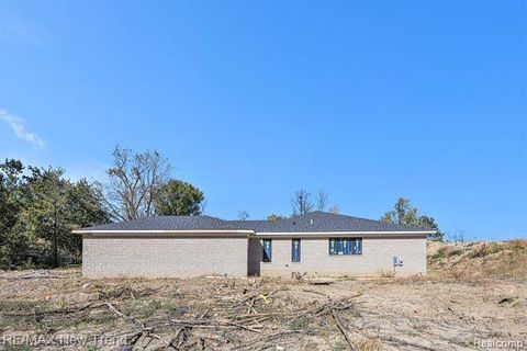 Tiny photo for 30526 Birchway Dr, Franklin Village, MI 48025 (MLS # 20261010289)