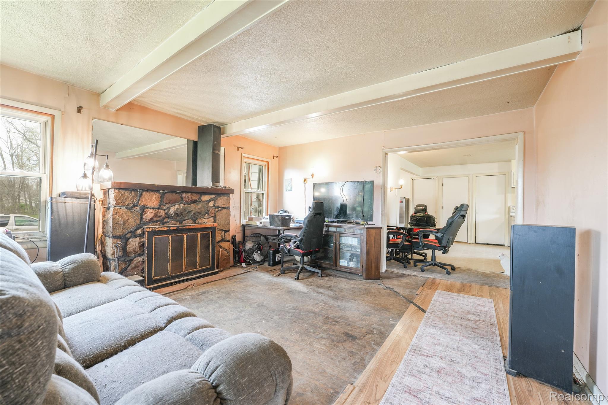 5704 Crandall Road