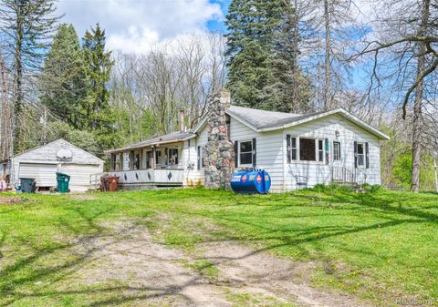 5704 Crandall Road Howell Township MI 48855