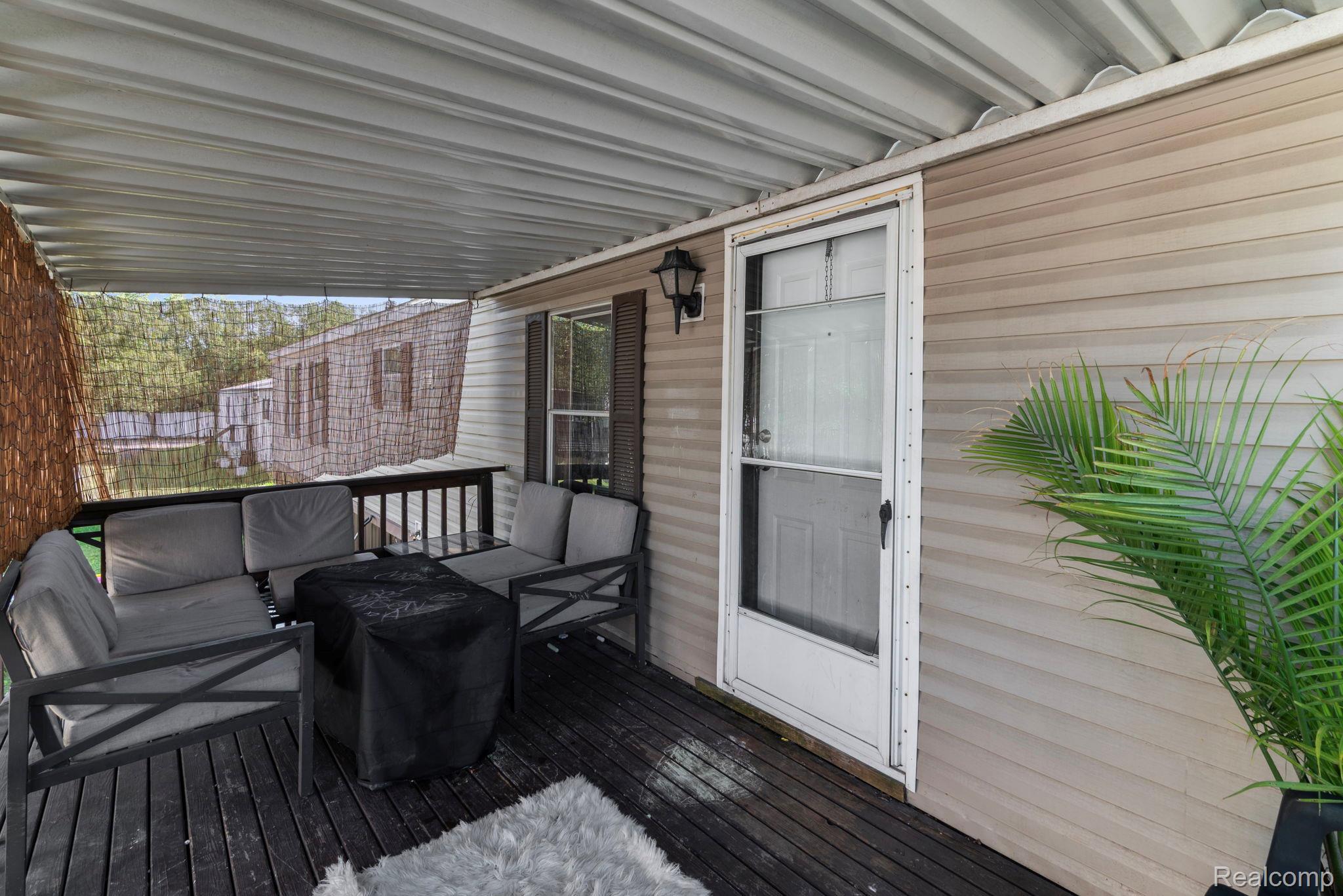 351 North Squirrel Road 141