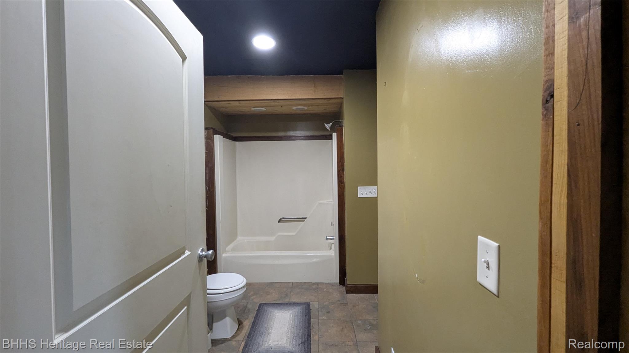 Howell City, Michigan 48843, United States, 3 Bedrooms Bedrooms, ,2 BathroomsBathrooms,Residential,Active,161378