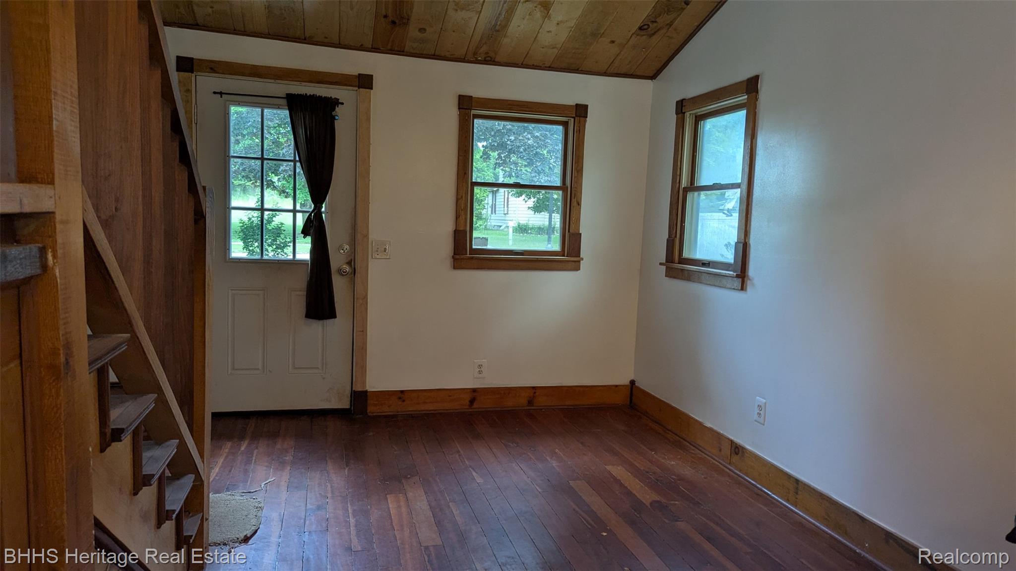 Howell City, Michigan 48843, United States, 3 Bedrooms Bedrooms, ,2 BathroomsBathrooms,Residential,Active,161378