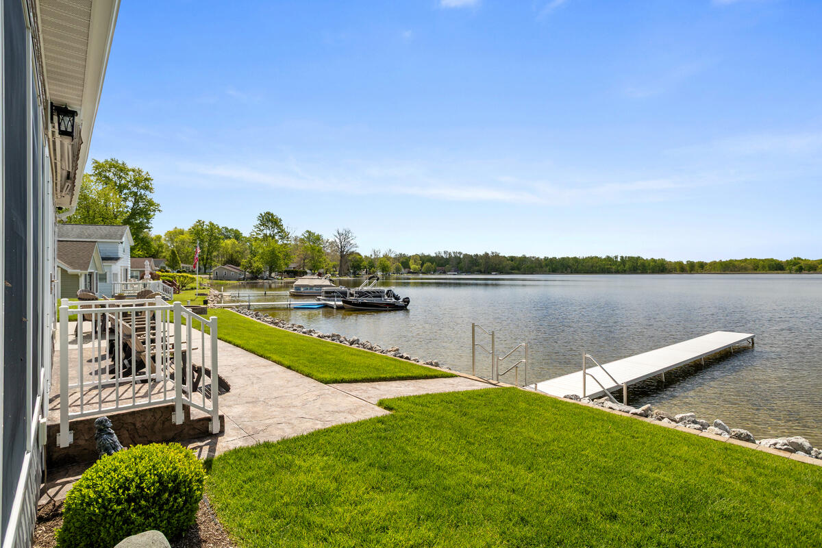 243 E Rose Road