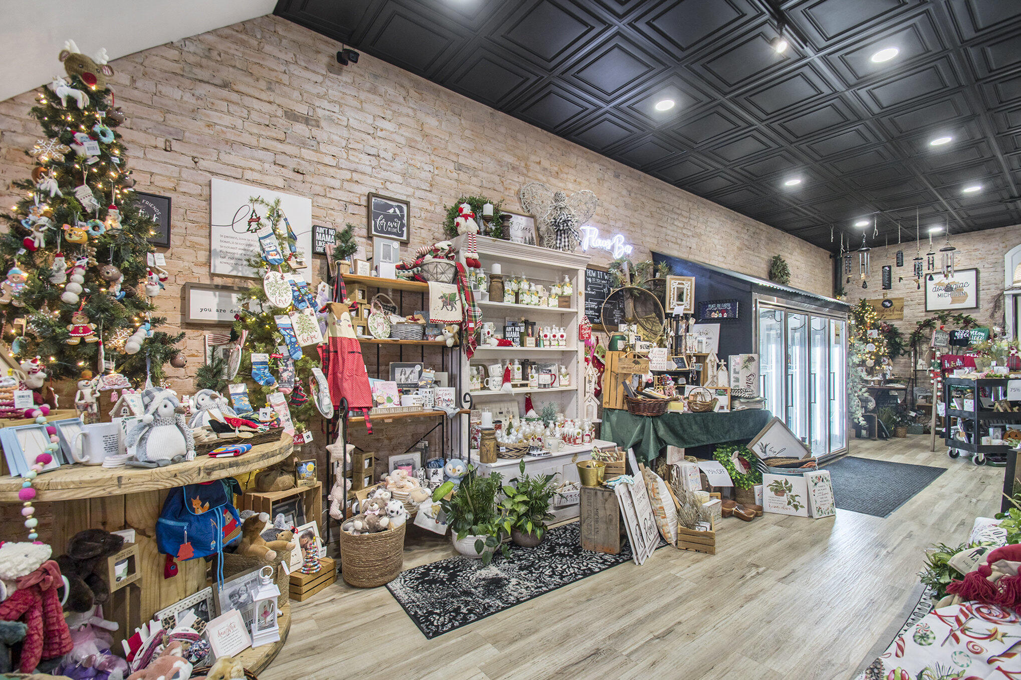 111 Commercial Street