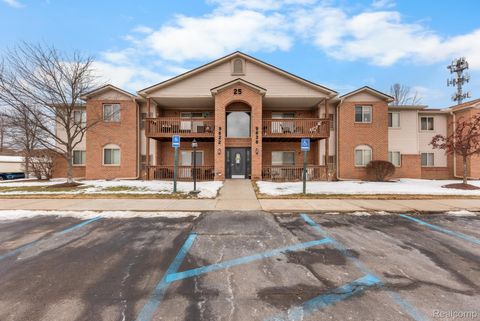 9624 Sawgrass Court Van Buren Charter Township MI 48111