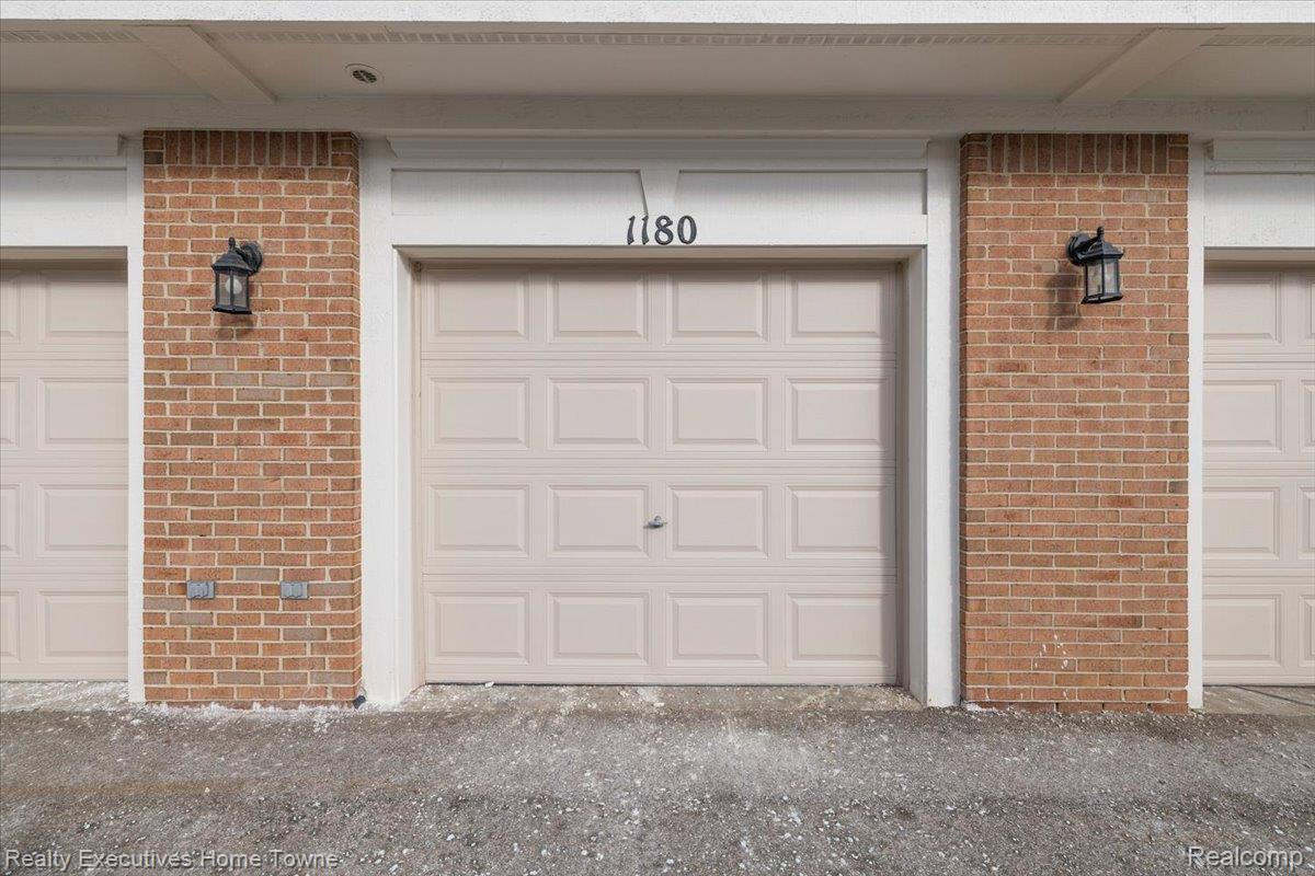 1180 Alameda Boulevard