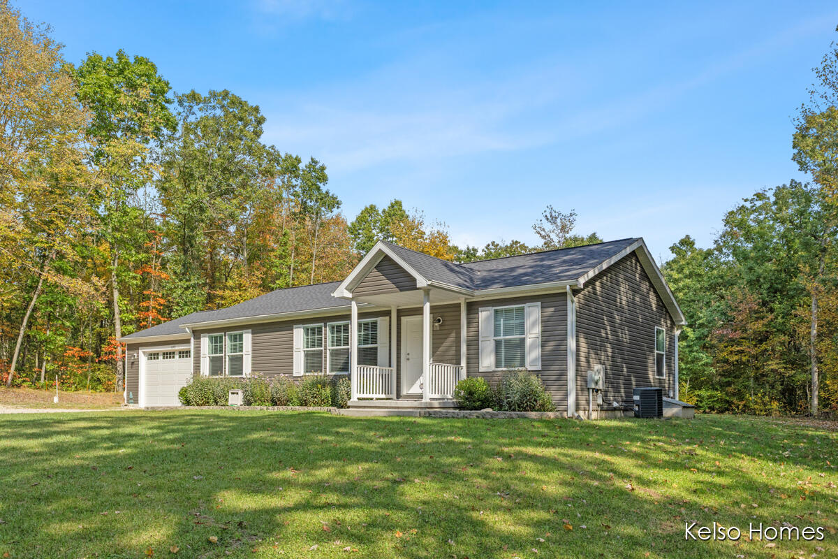 1072 N Bingham Avenue