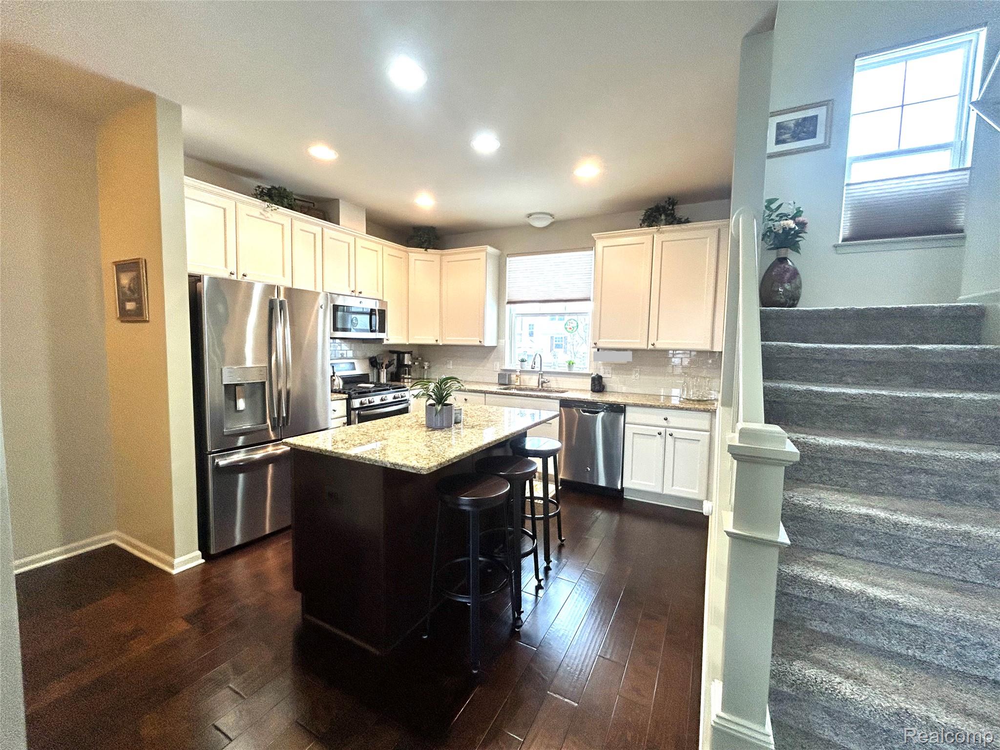 3204 Johanna Ware W 13