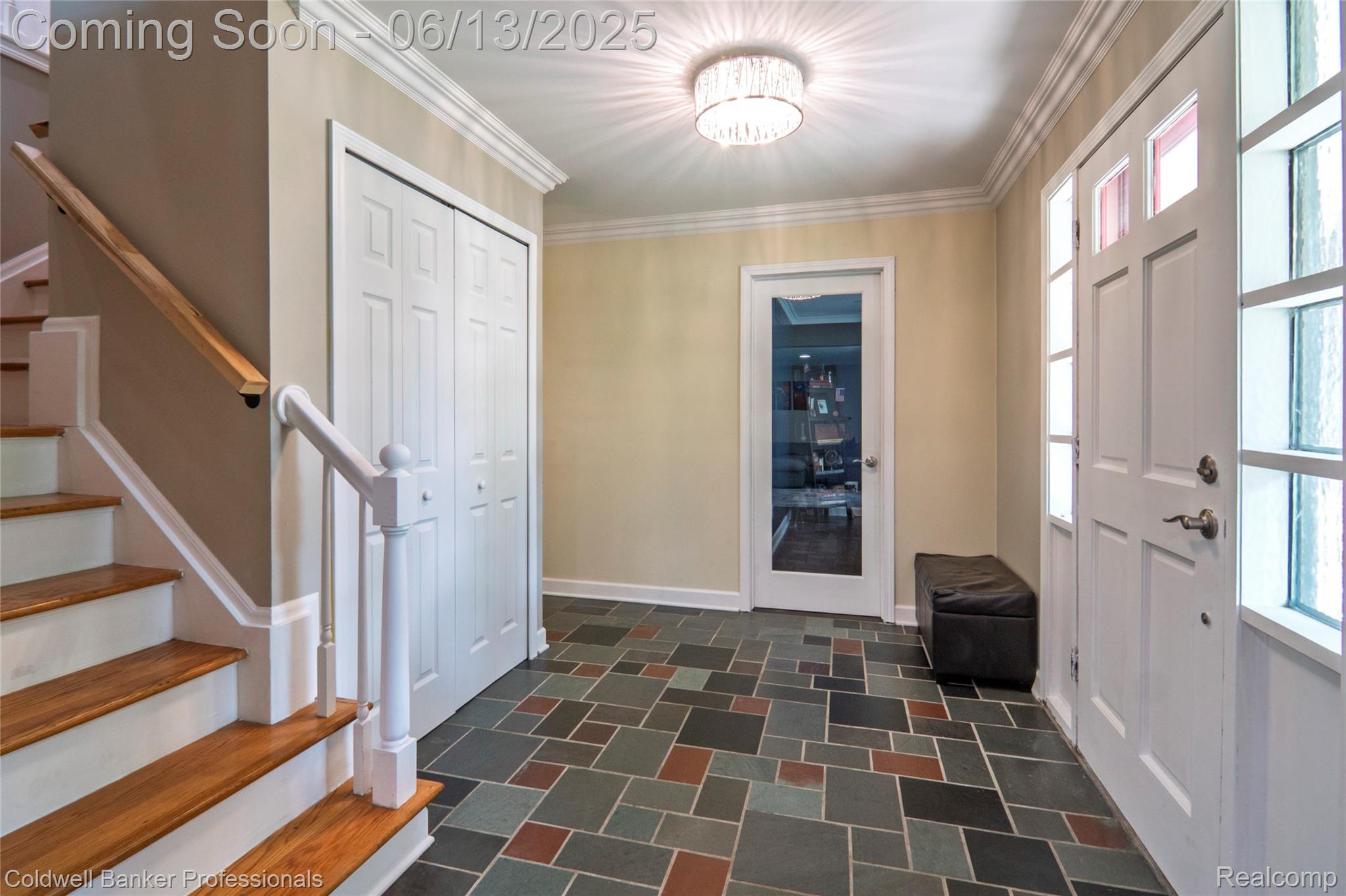 29045 Oak Point Drive