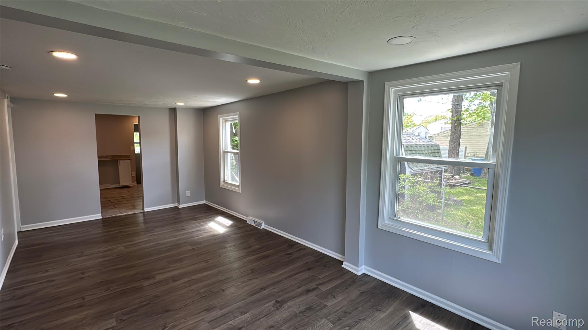 7520 Studebaker Avenue