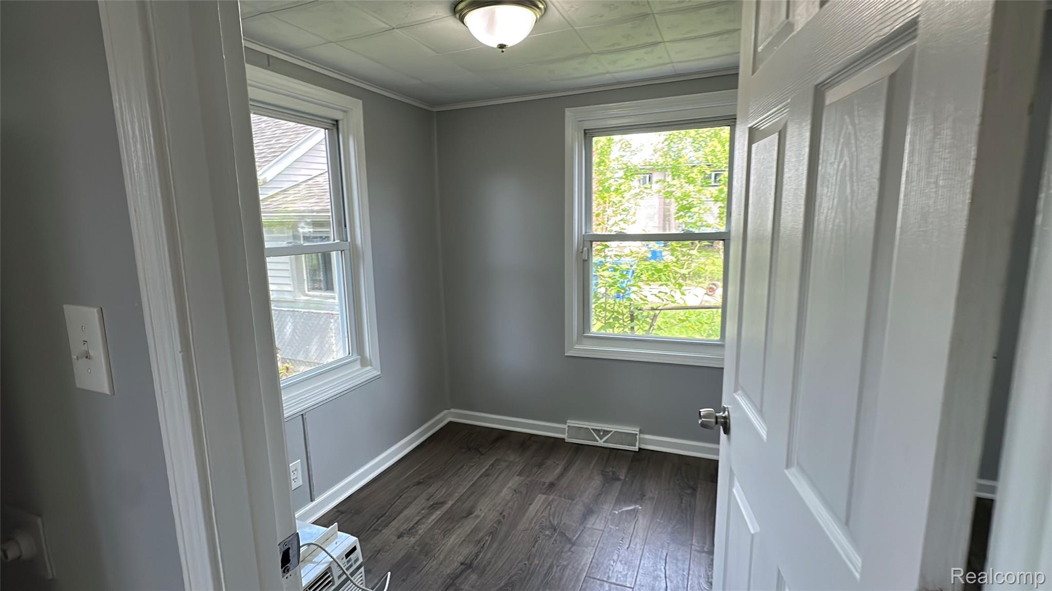 7520 Studebaker Avenue