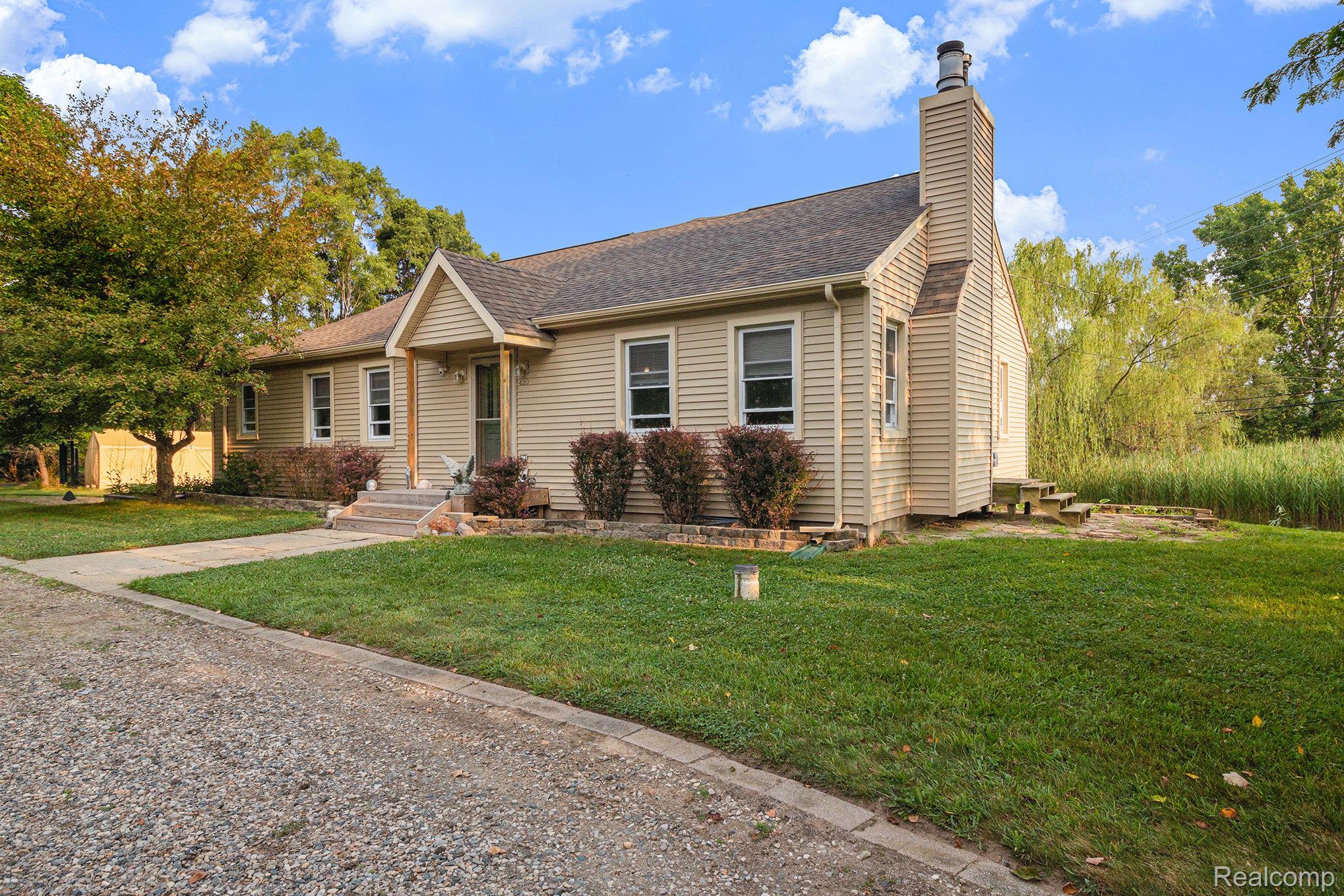420 W Oakwood Road