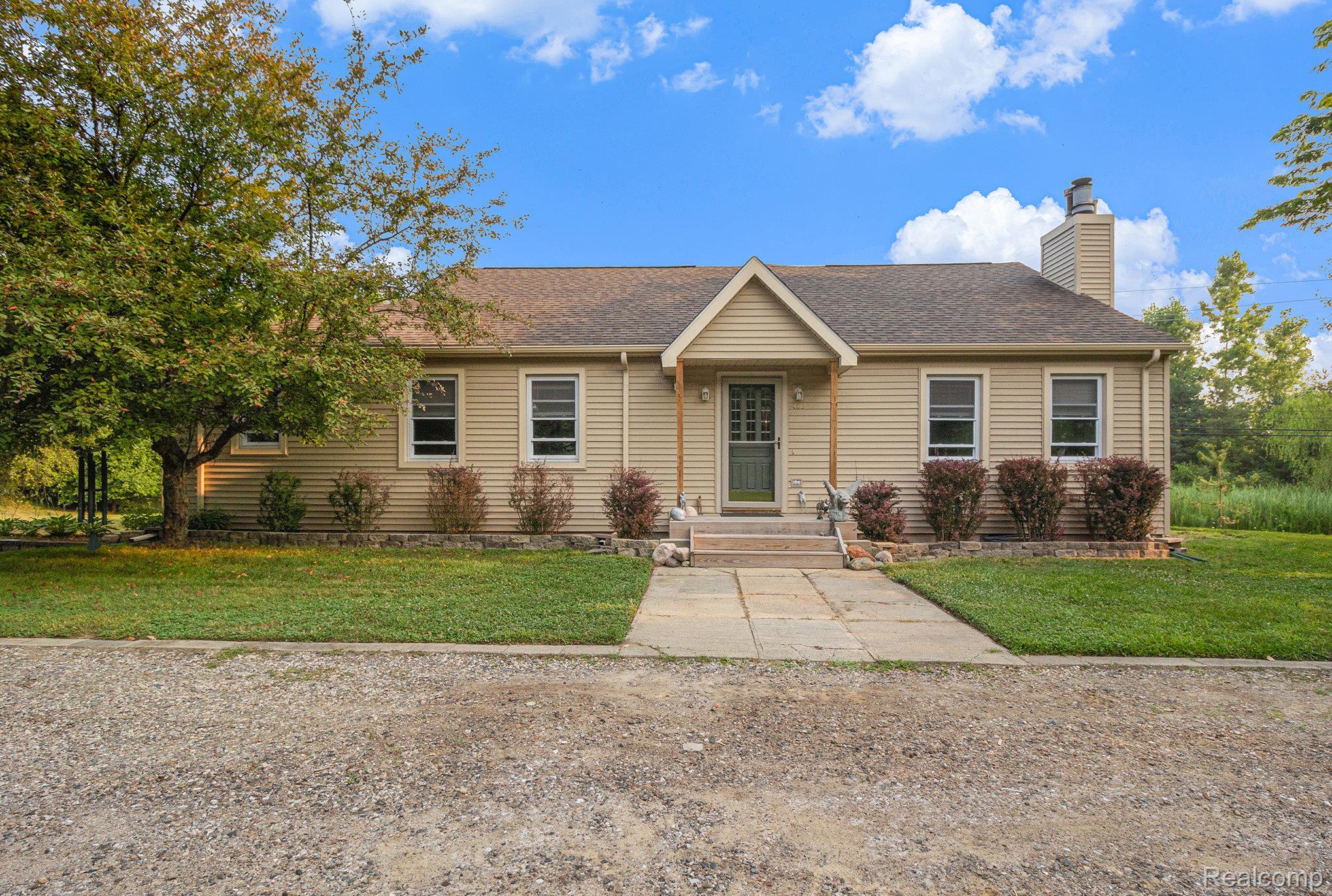 420 W Oakwood Road