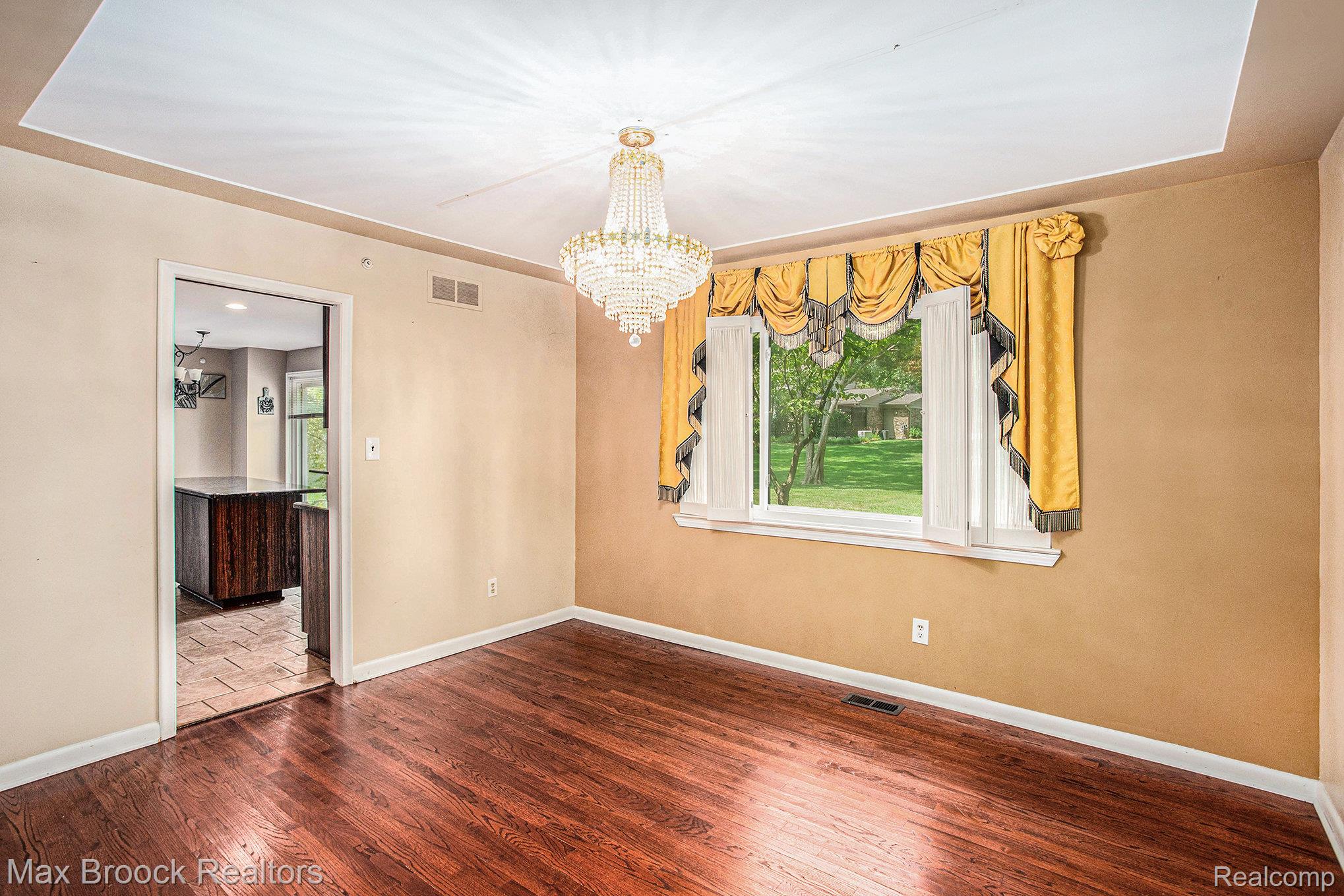 5622 Powder Horn Drive