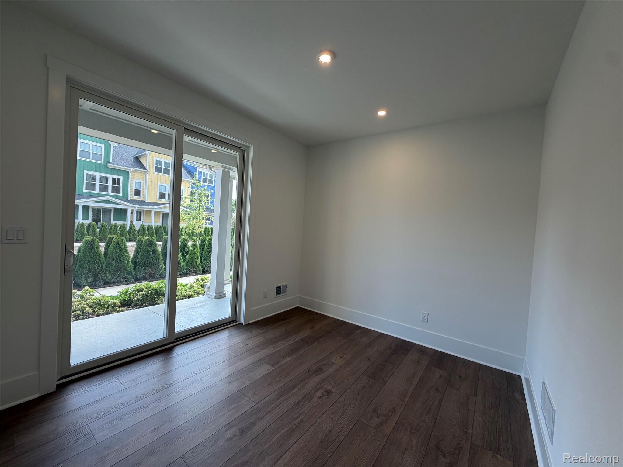 107 Bridle 54