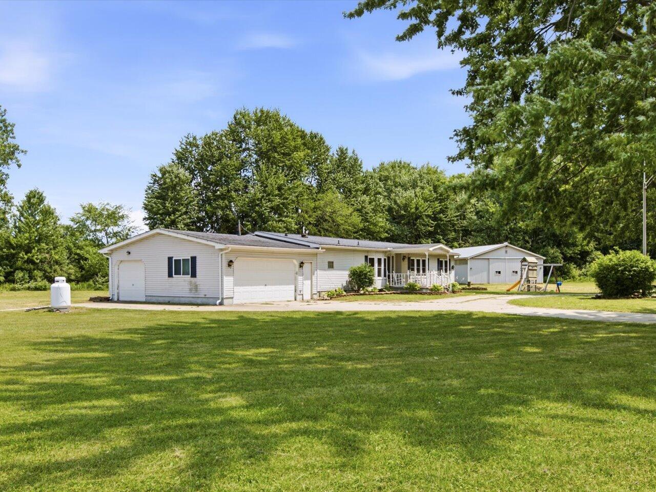 6940 Perry Road