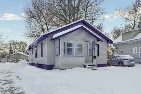 266 Parker Avenue Benton Harbor City MI 49022