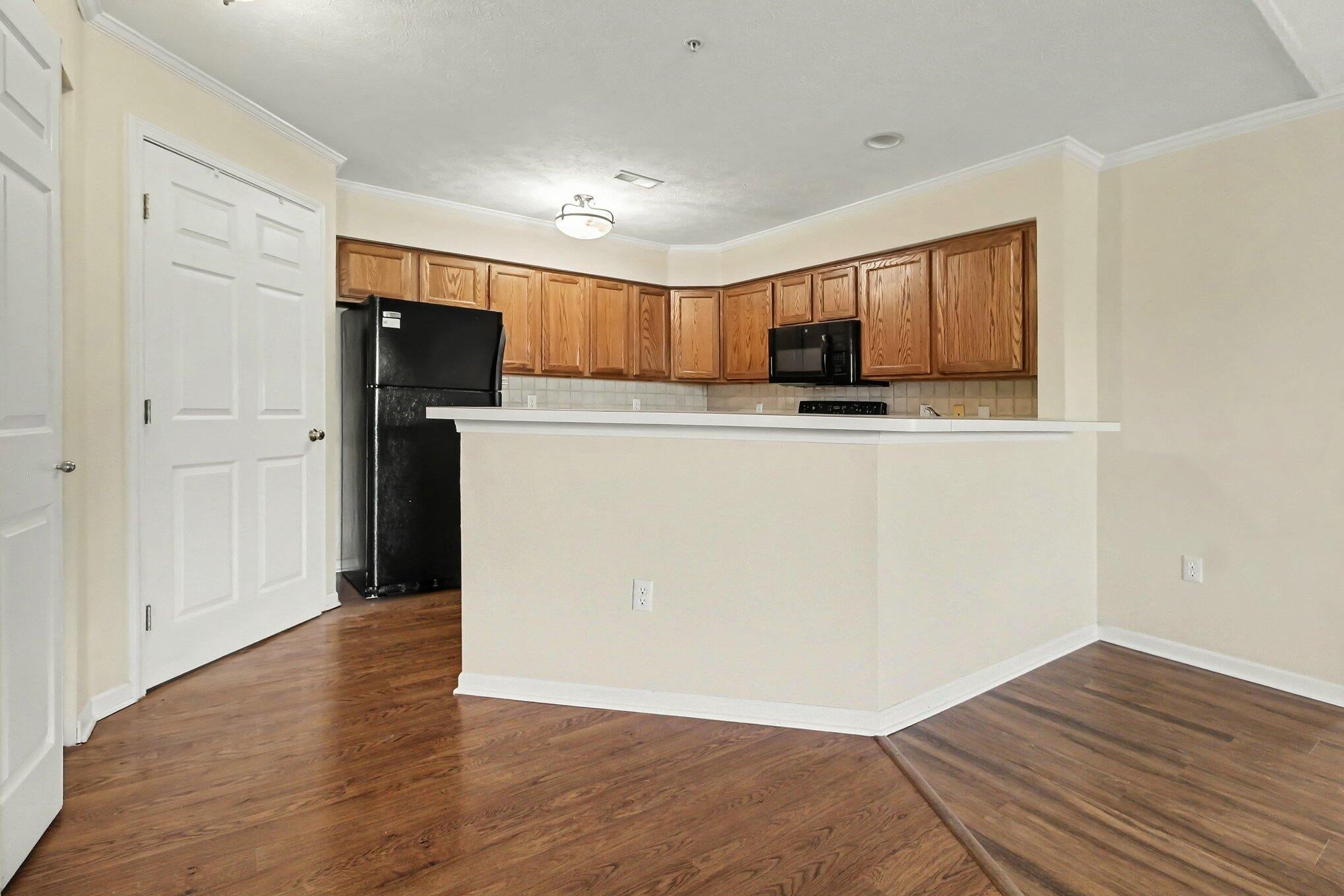1579 Oakfield Drive