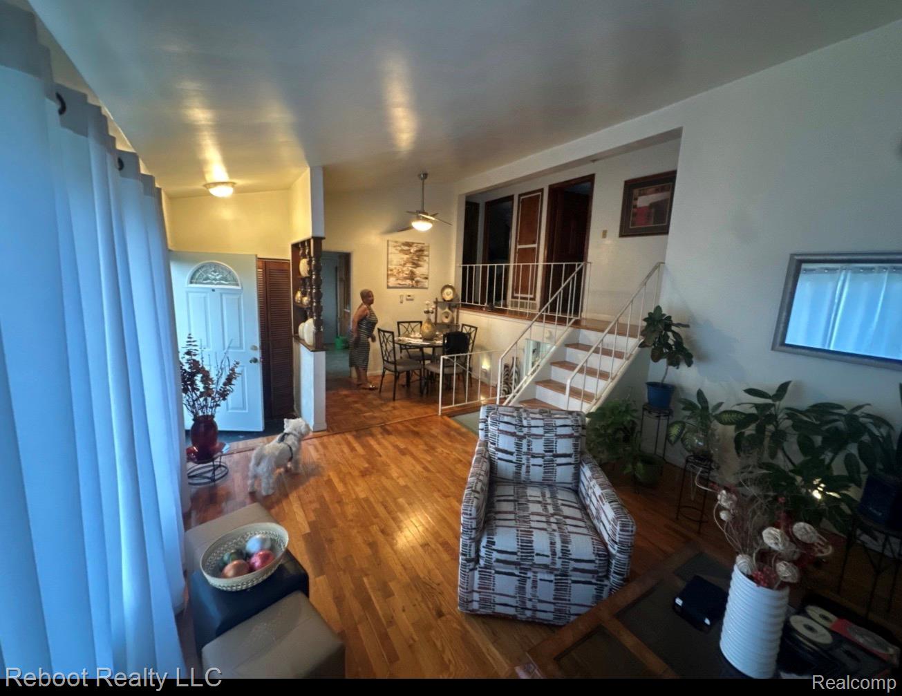 1469 Flamingo Drive