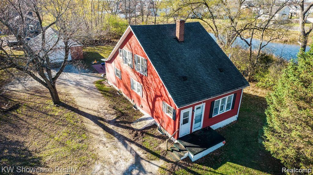 1261 W GRAND BLANC Road