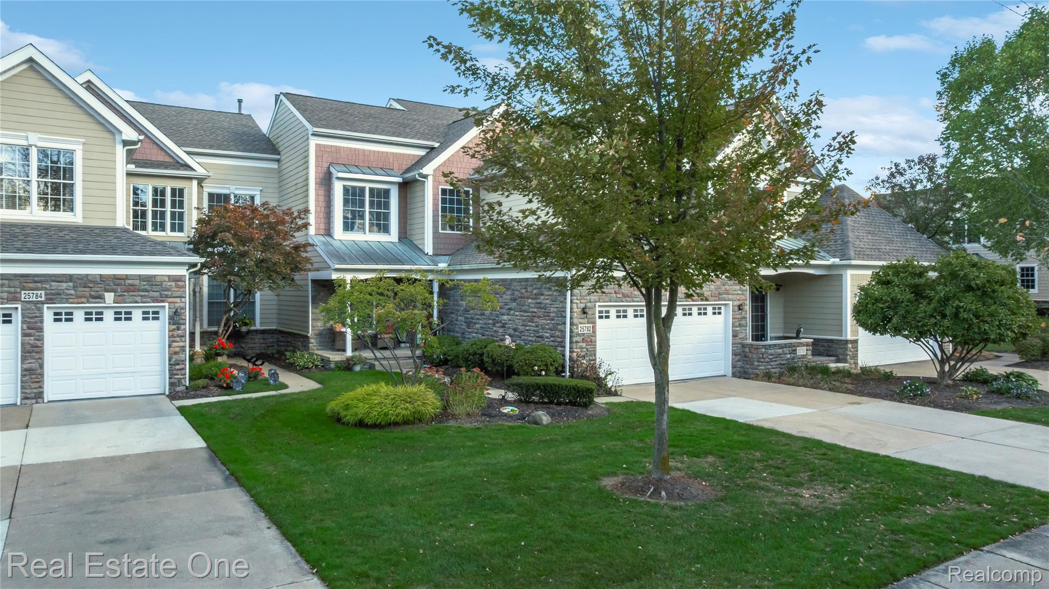 25782 Island Lake Drive 43